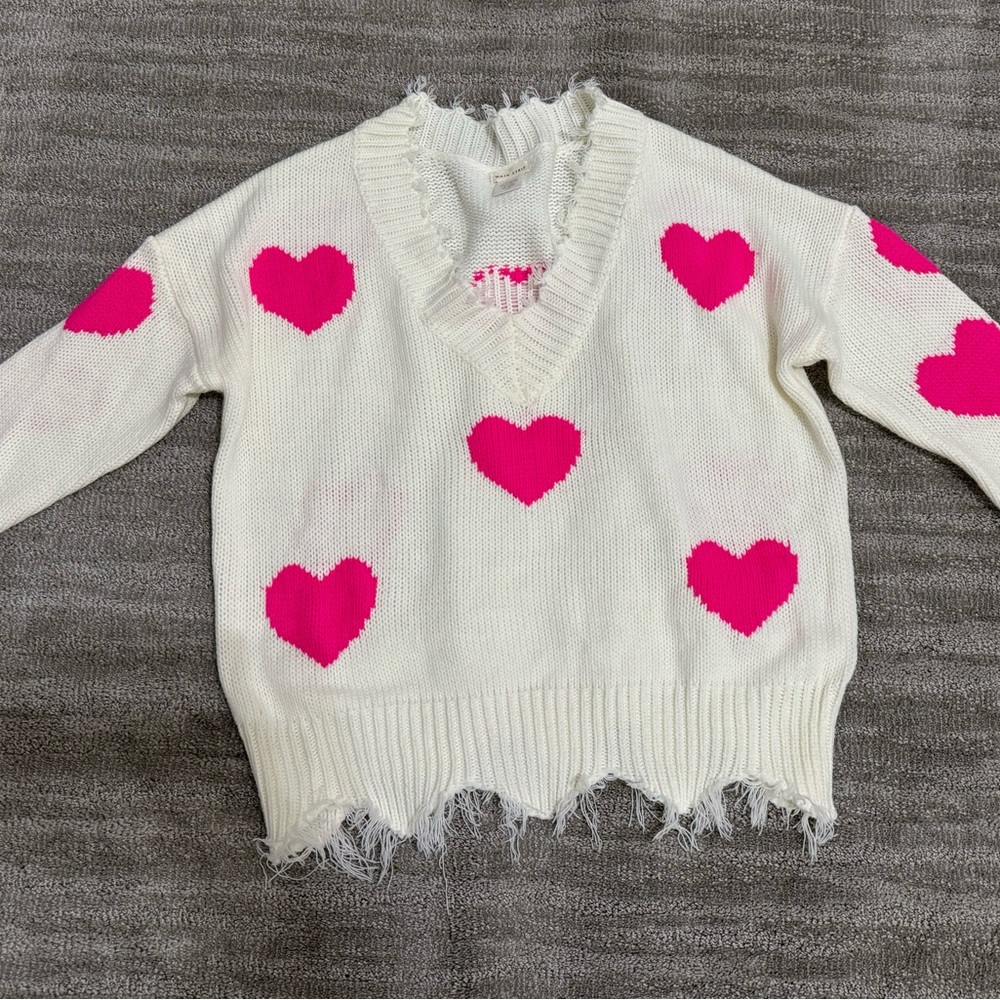 Main Strip Sweater with Hot Pink Hearts Size L